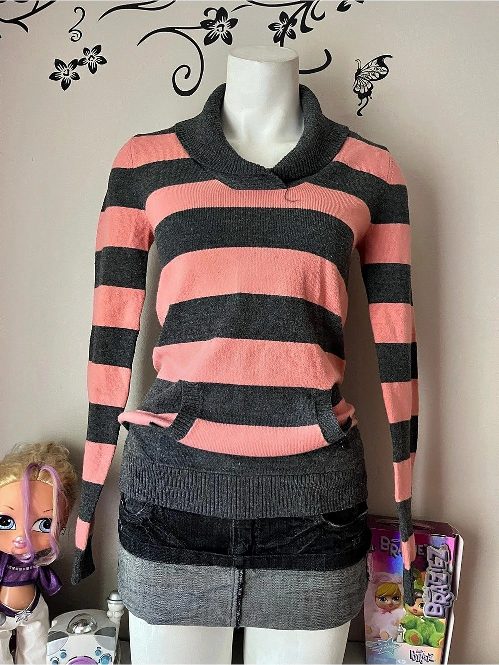 Striped Cowl Neck Sweater in coral & Gray Size Small